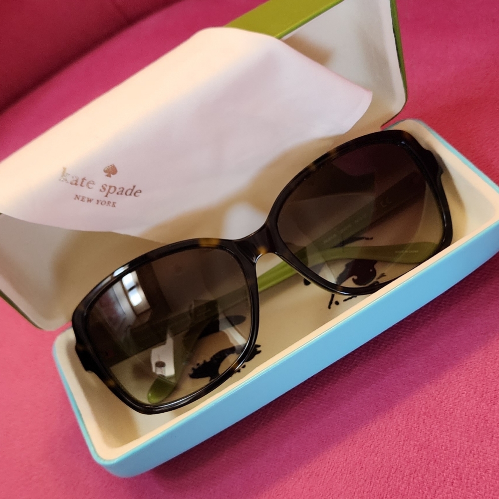 KATE SPADE SUNGLASSES 🕶 - Picture 2 of 14
